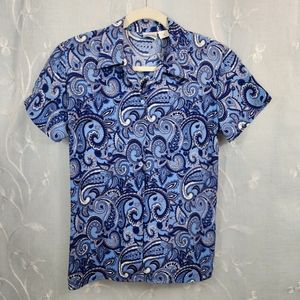 Vintage Blue Paisley Button-down Collard Shirt w/ Matching Shoulder Pads. (M)